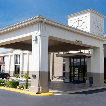 Holiday Inn Express Marshfield - Springfield Area By Ihg Εξωτερικό φωτογραφία