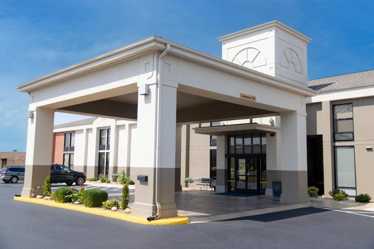 Holiday Inn Express Marshfield - Springfield Area By Ihg Εξωτερικό φωτογραφία