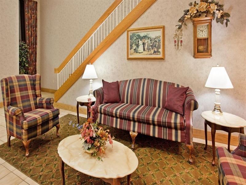 Holiday Inn Express Marshfield - Springfield Area By Ihg Εξωτερικό φωτογραφία